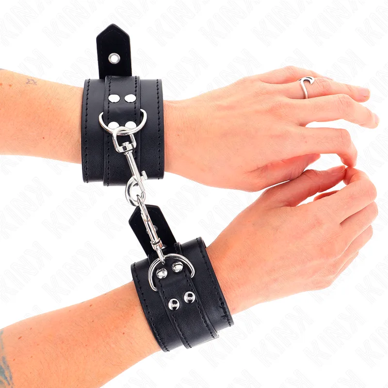 Kink - Wrist Restraints with Studs 35 X 6 cm