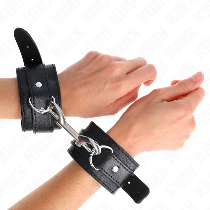 Kink - Wrist Restraints-Single Rivet Row Black Adjustable 17-28 cm X 5 cm
