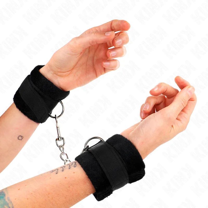 Kink - Beginner Fur Hand Cuffs Black 30 X 7 cm